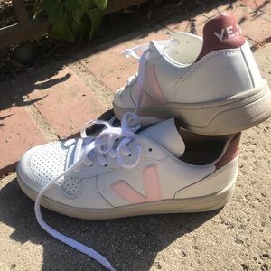 VEJA Sneakers, White and Pink